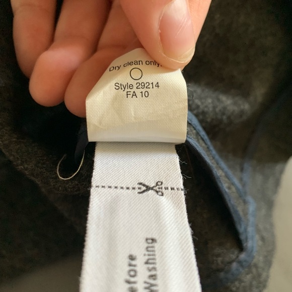 J. Crew Dark Charcoal Gray 100% Wool Women’s Button Front Blazer Size 2 EUC - Picture 6 of 7